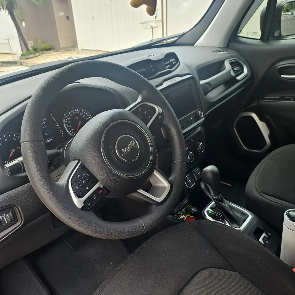 Carro Jeep RENEGADE SPORT 1.8 FLEX — foto 8